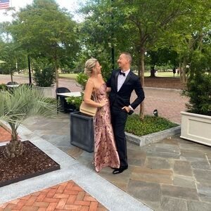 Lulu's Strapless Floral Dress in Mauve and Black